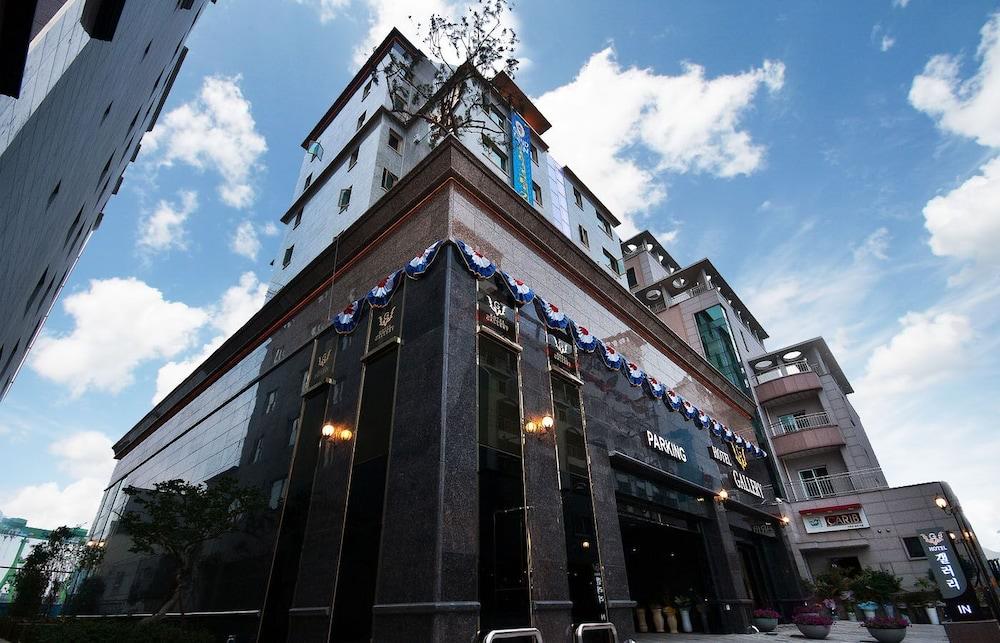 Gallery Tourist Hotel Tongyeong Esterno foto