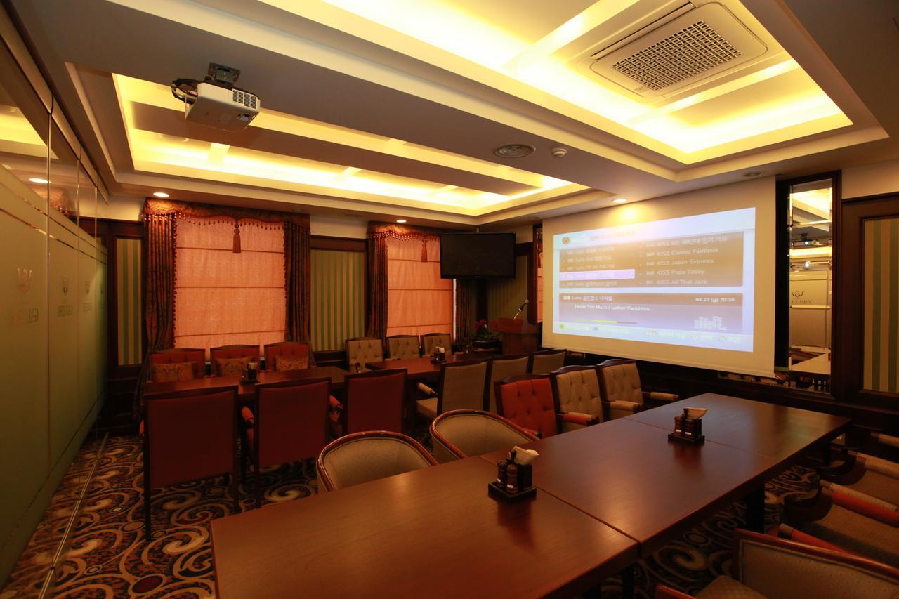 Gallery Tourist Hotel Tongyeong Esterno foto