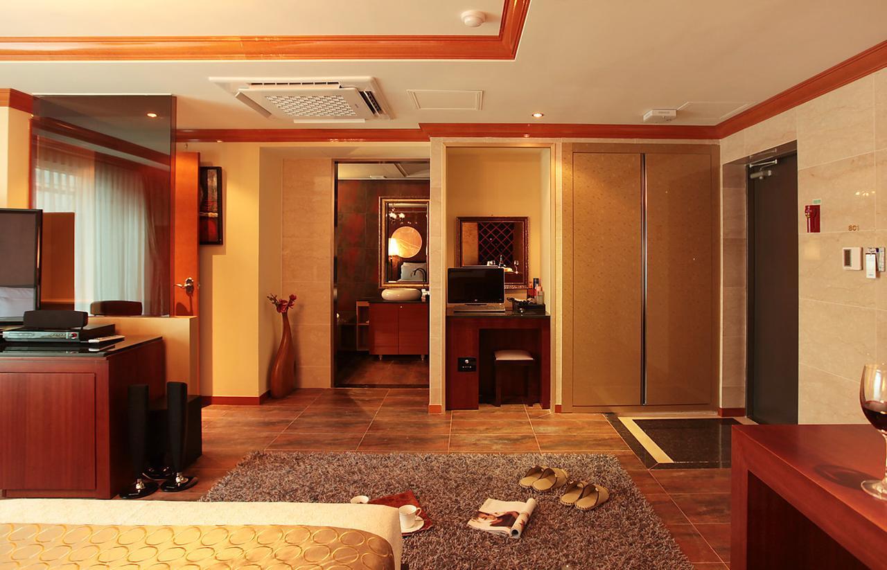 Gallery Tourist Hotel Tongyeong Esterno foto